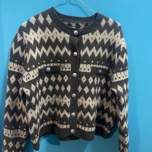 Women's Black and Cream Patterned Sweater size S/P